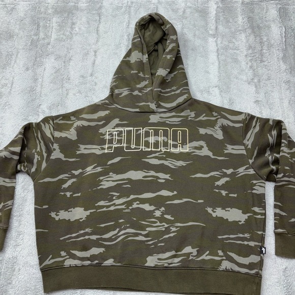 Puma Tops - Puma Logo Graphic Sweatshirt Camo Camouflage Womens Med Oversized Hoodie